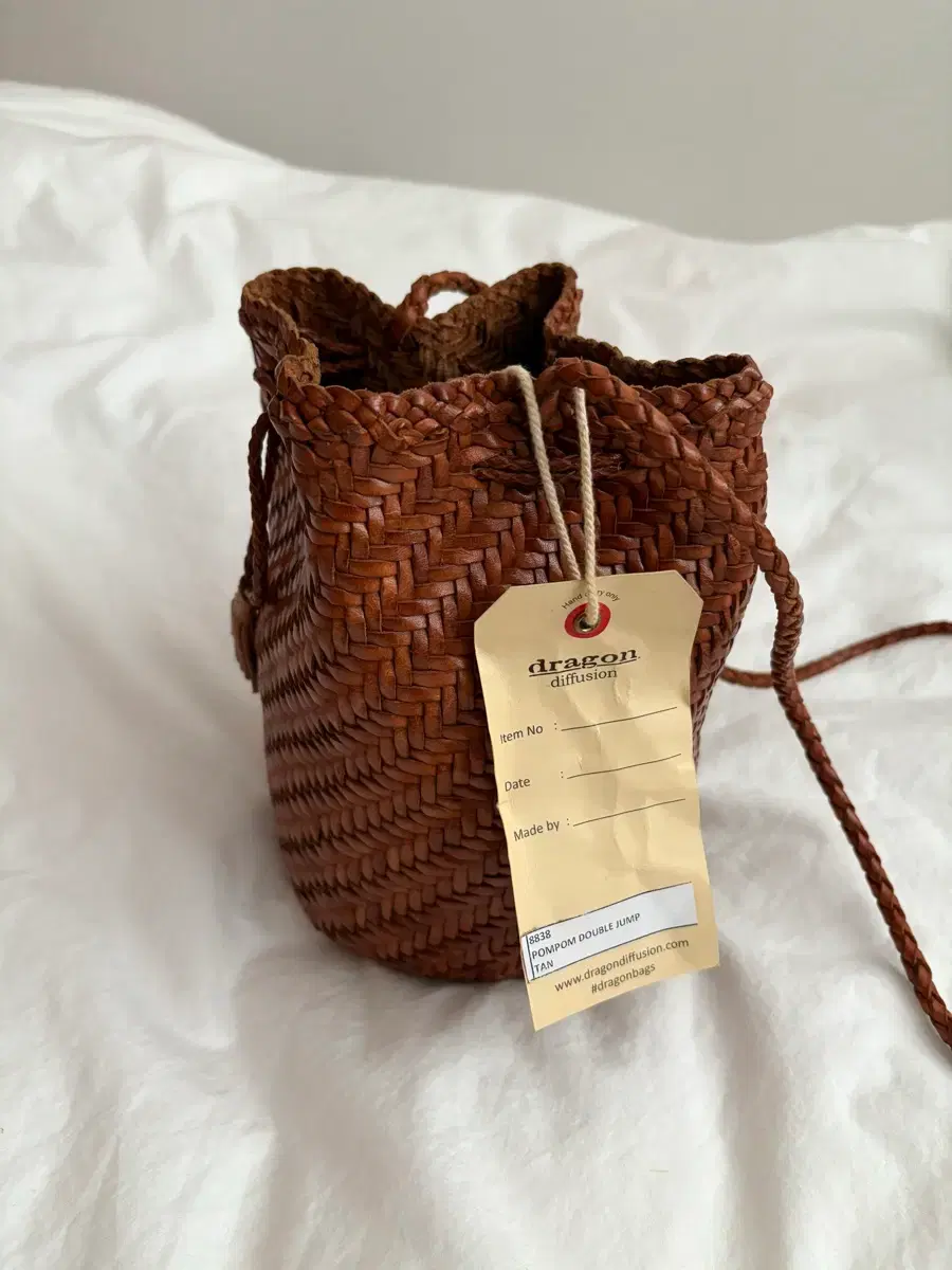 ドラゴンディフュージョン ボルドー サンタクローチェ スモール DRAGON